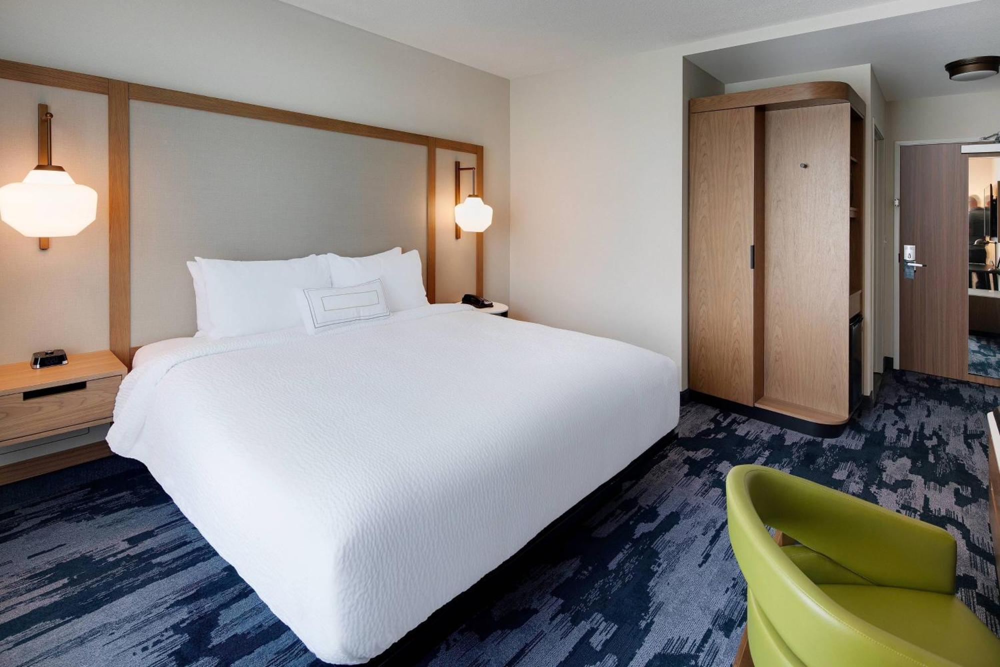 Fairfield Inn & Suites By Marriott Tampa Уесли Чапел Екстериор снимка